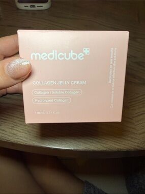 Medicube Collagen Jelly Cream - Pink